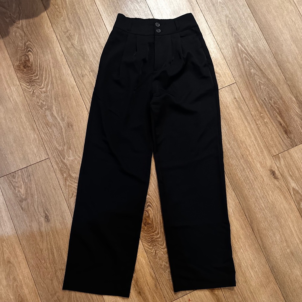 Halara Black High Waisted Wide Leg Pleated Trousers Pants Womens XS Regular